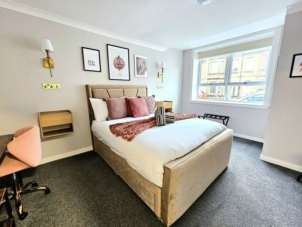 Glasgow 3 bed renovation property